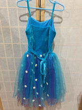 Load image into Gallery viewer, Princess dress  size s
